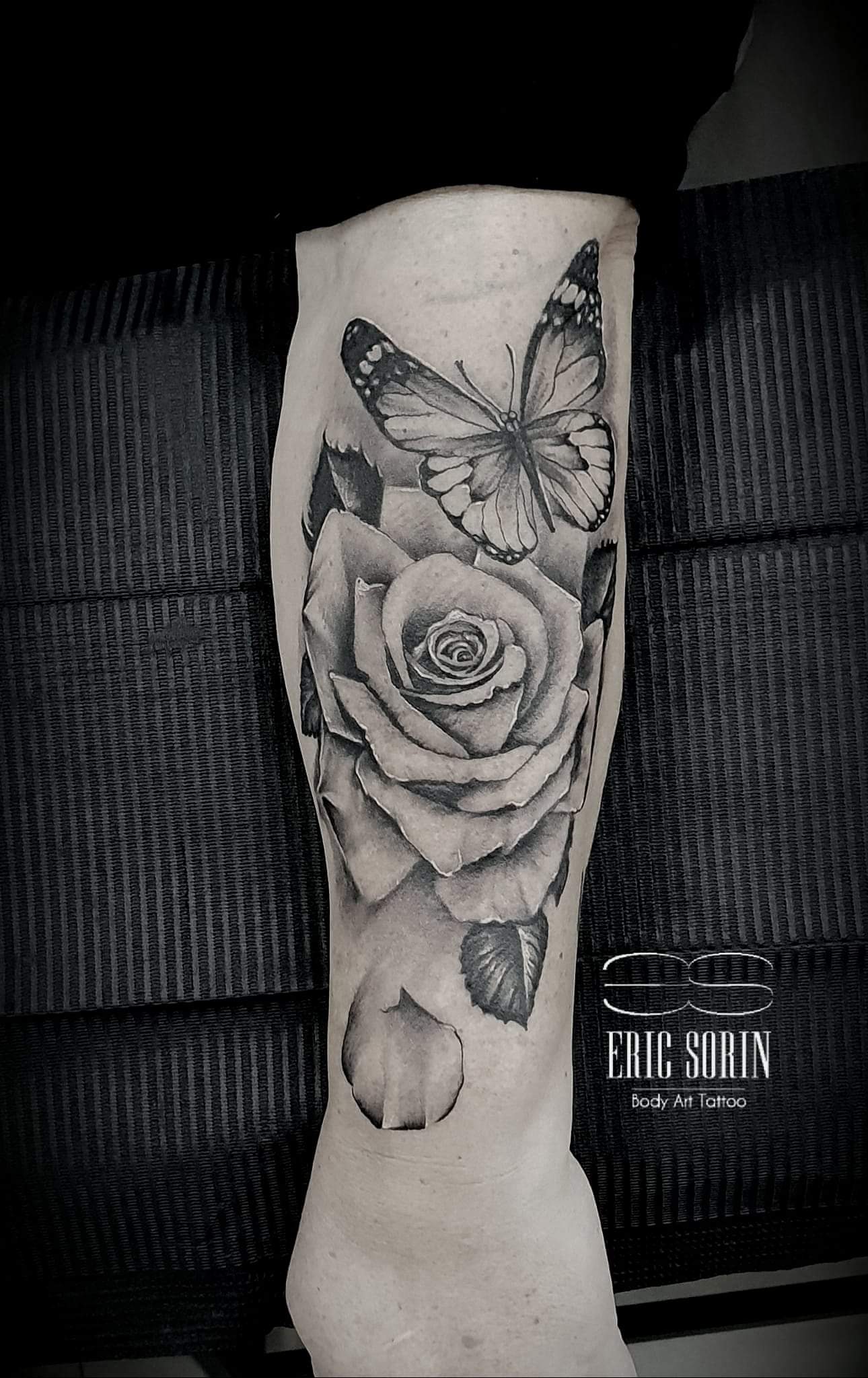 Tatuaj floare trandafir